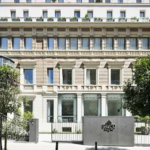 palou-suites-mercader.topbarcelonahotels.com/